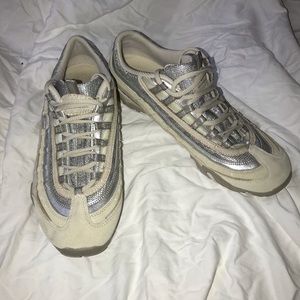 Sketchers Size 10